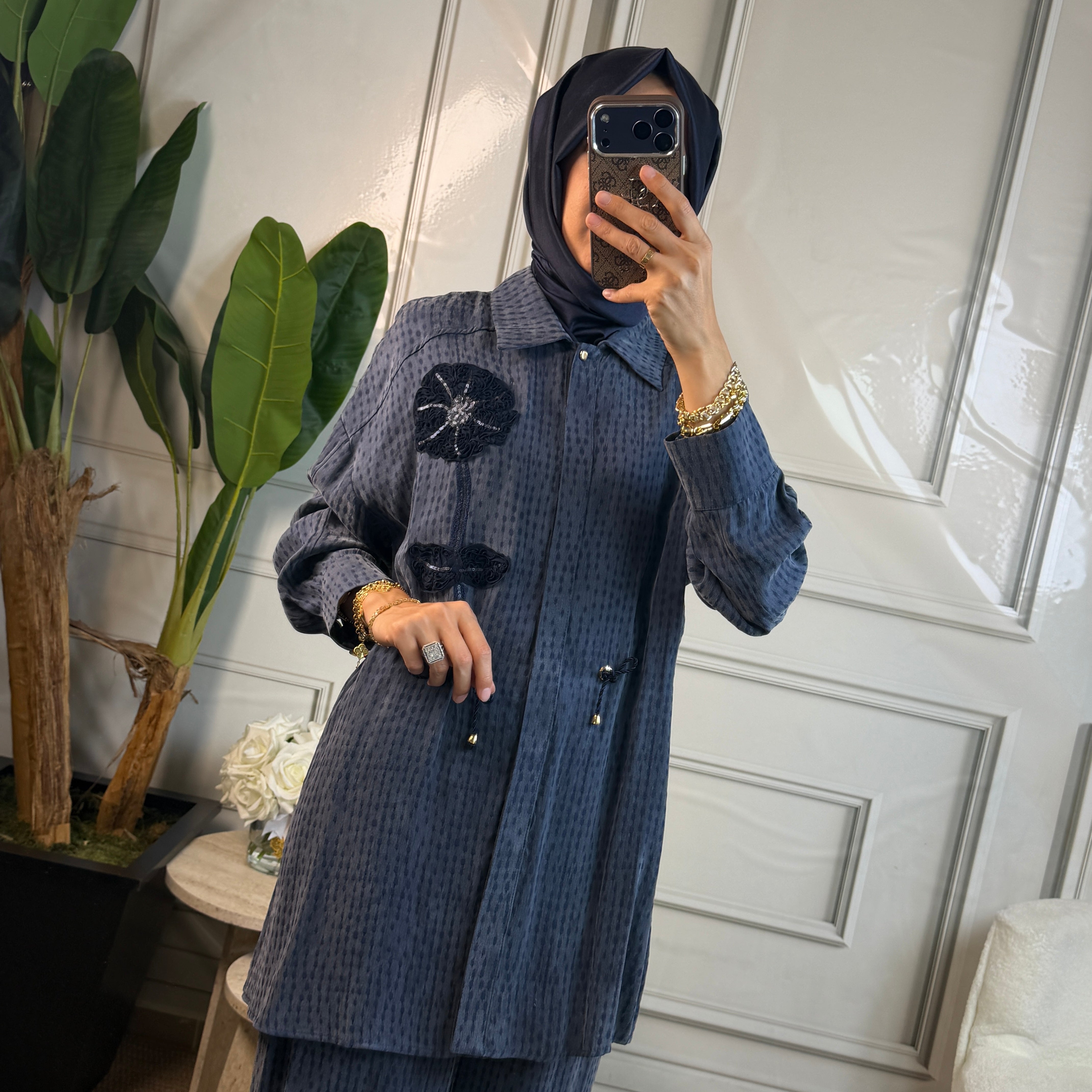 Ghisa Gül Detaylı Takım