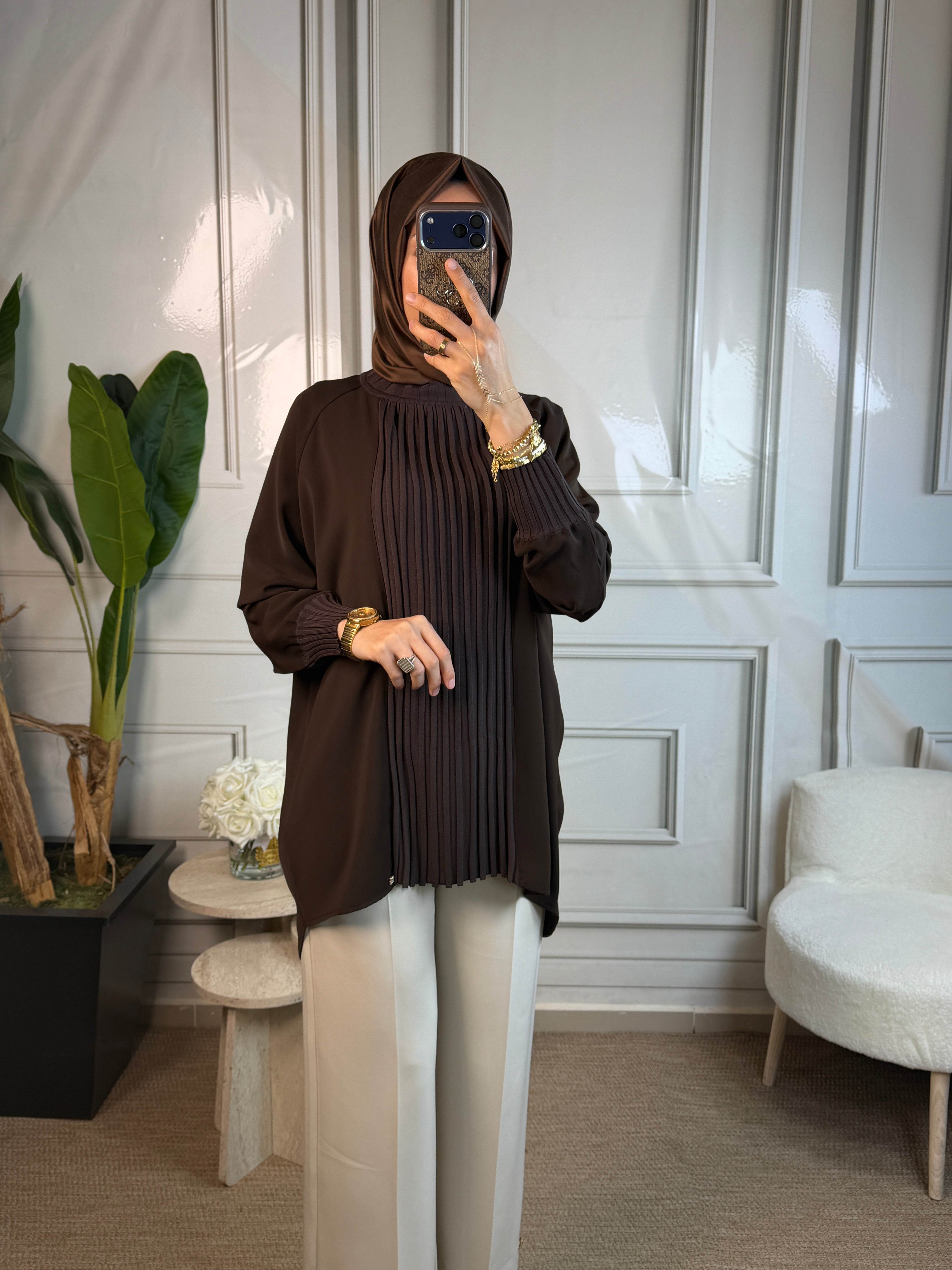 Ghisa Tunik